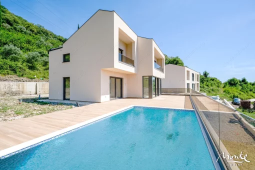House in Tivat, Tivat Municipality