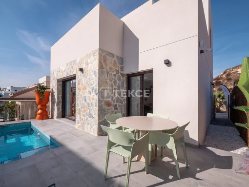 Contemporary Detached Bungalow Style Villas in Algorfa Spain