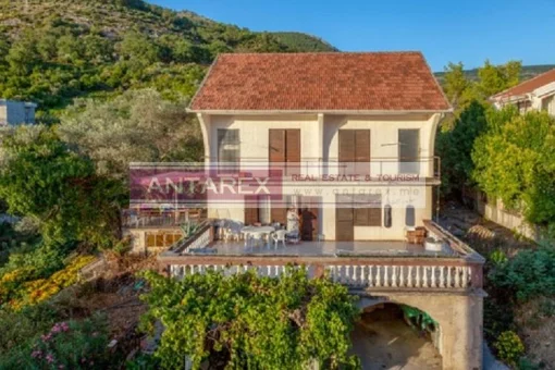 House in Tivat, Tivat Municipality