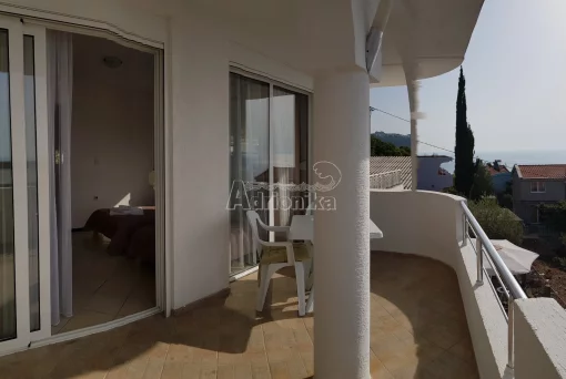 Apartment in Dobra Voda, Bar Municipality