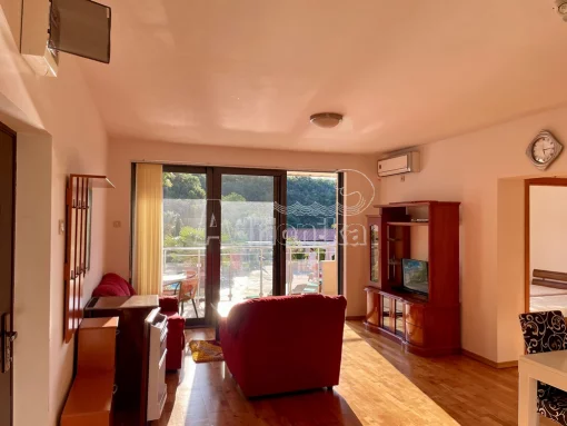 Apartment in Przno, Budva Municipality