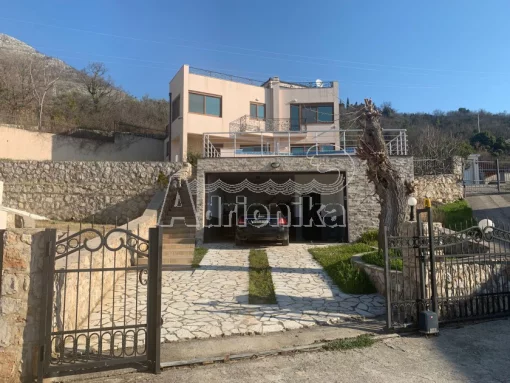 House in Susanj, Bar Municipality