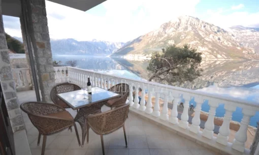 House in Kotor, Kotor Municipality