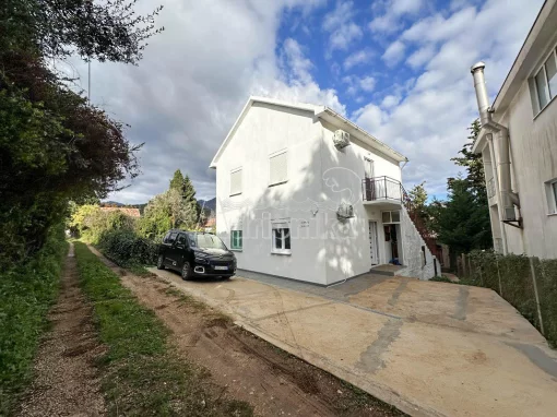 House in Busat, Bar Municipality