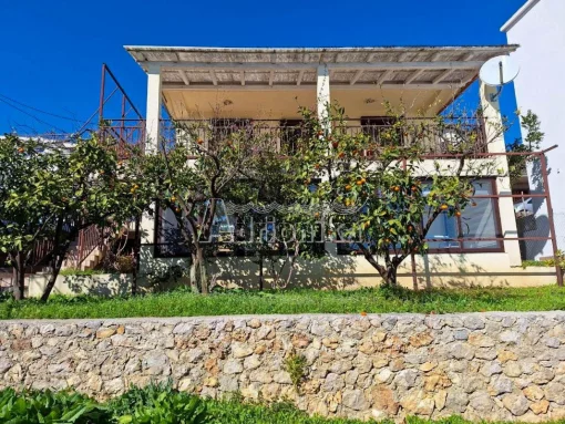 House in Dobra Voda, Bar Municipality