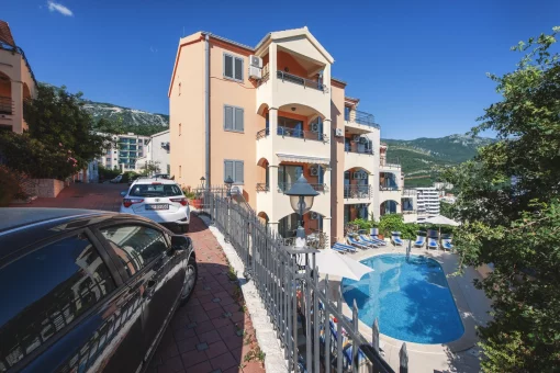 Apartment in Becici, Budva Municipality