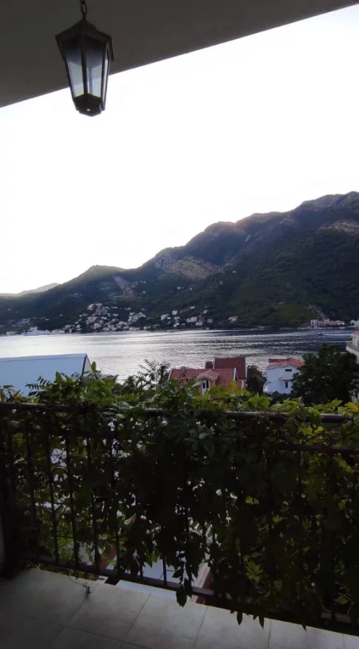 Apartment in Lepetane, Tivat Municipality