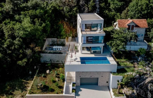 House in Kameno, Herceg Novi Municipality