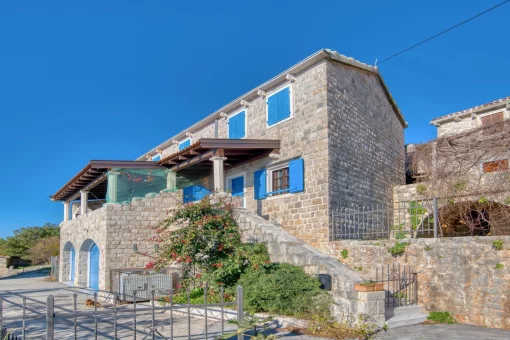 Commercial property in Rijeka Rezevici, Budva Municipality