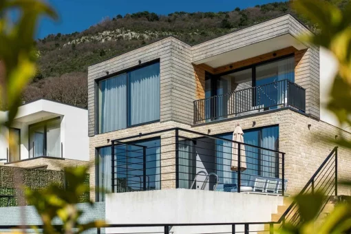 Commercial property in Kavac, Kotor Municipality