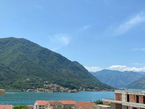 Apartment in Dobrota, Kotor Municipality