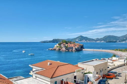Apartment in Sveti Stefan, Budva Municipality