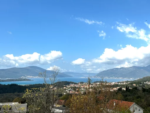 House in Kavac, Kotor Municipality