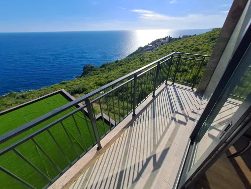 Apartment in Rijeka Rezevici, Budva Municipality