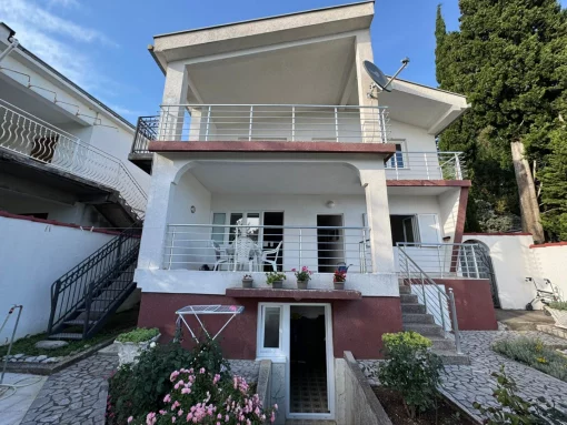 House in Sutomore, Bar Municipality