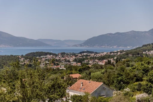 House in Kavac, Kotor Municipality