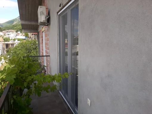 House in Sutomore, Bar Municipality