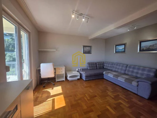 Apartment in Petrovac na Moru, Budva Municipality