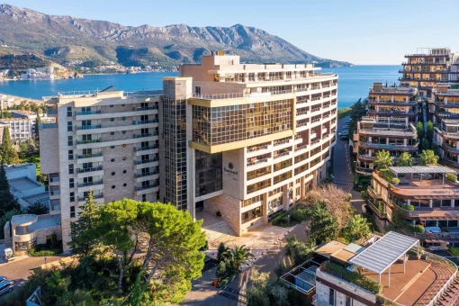 Commercial property in Becici, Budva Municipality