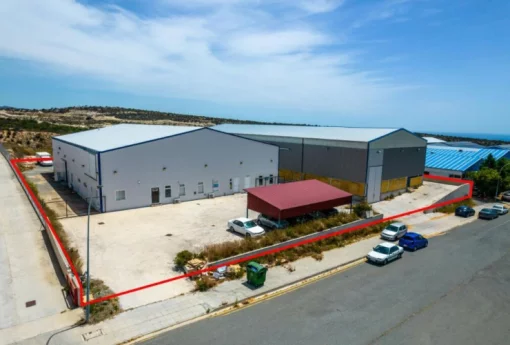 For sale com. Property in Cyprus, Limassol