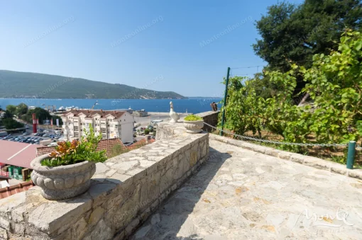House in Zelenika, Herceg Novi Municipality