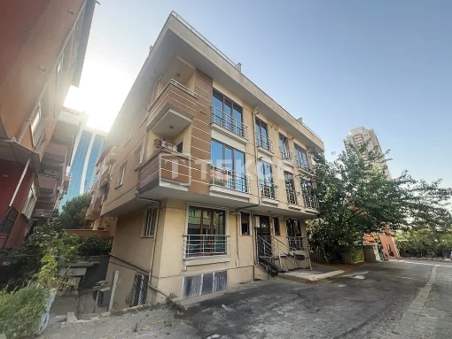 Apartment in Atasehir, Marmara Region