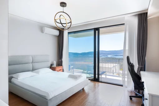 House in Kavac, Kotor Municipality