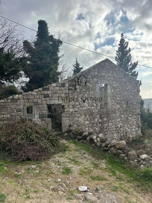 House in Sutomore, Bar Municipality