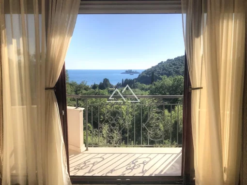 Apartment in Petrovac na Moru, Budva Municipality