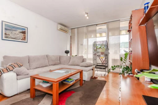 Apartment in Izola, Izola Municipality