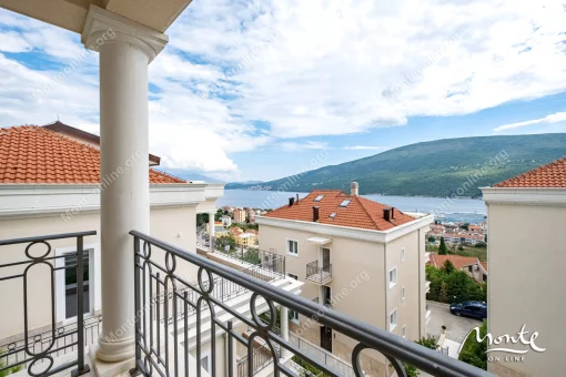 Apartment in Denovici, Herceg Novi Municipality