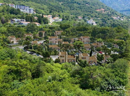 House in Kavac, Kotor Municipality