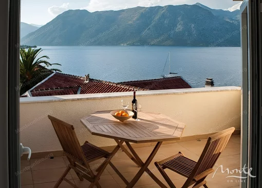 Apartment in Prcanj, Kotor Municipality