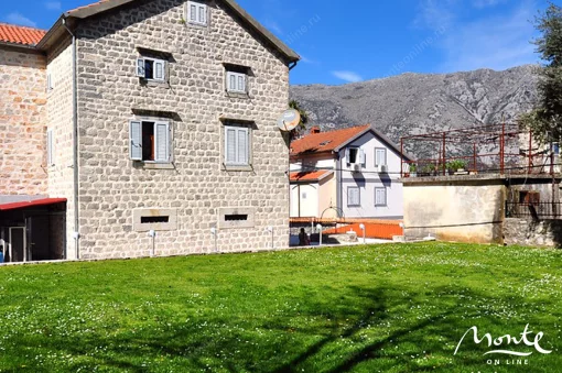 House in Stoliv, Kotor Municipality