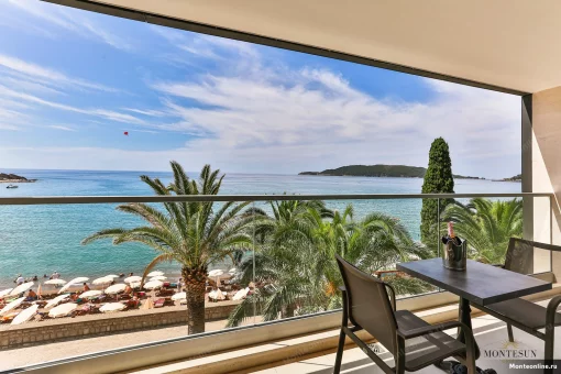 Apartment in Rafailovici, Budva Municipality