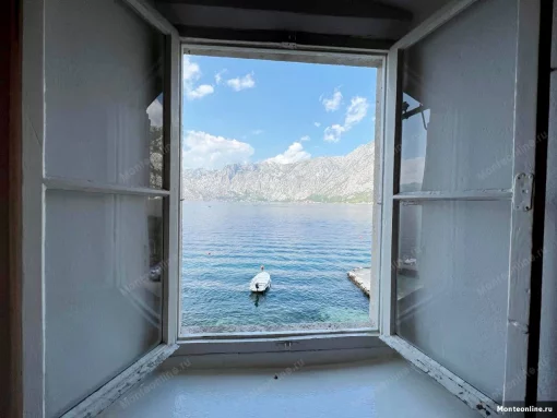 House in Prcanj, Kotor Municipality