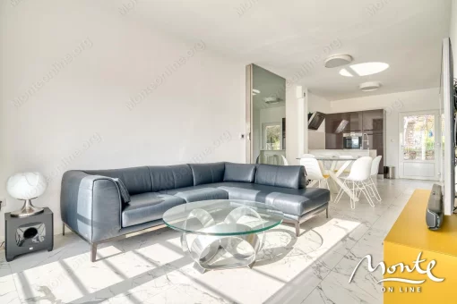 Apartment in Petrovac na Moru, Budva Municipality