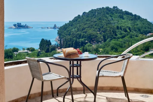 Hotel with panoramic views in Petrovets, Petrovac na Moru, Montenegro