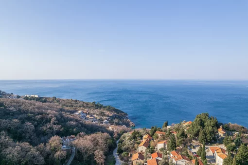 Urbanized plot with panoramic views in the village. Rijeka, Rijeka Rezevici, Montenegro