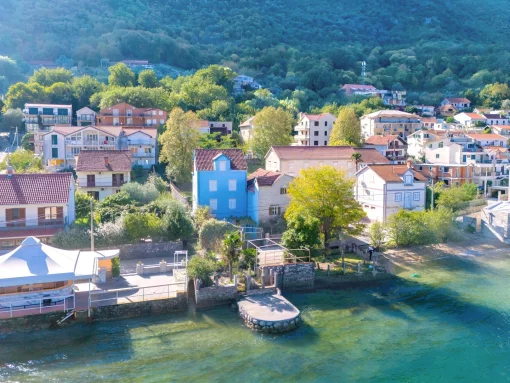 House in Stoliv, Kotor Municipality