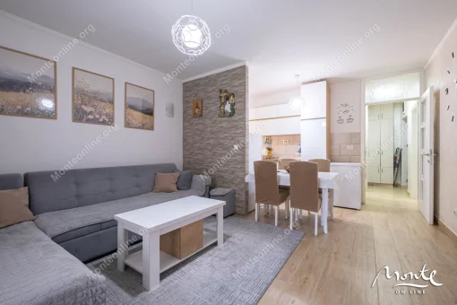 Apartment in Dobrota, Kotor Municipality