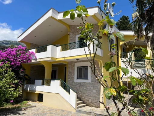 House in Sutomore, Bar Municipality