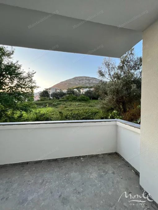 Apartment in Bar, Bar Municipality