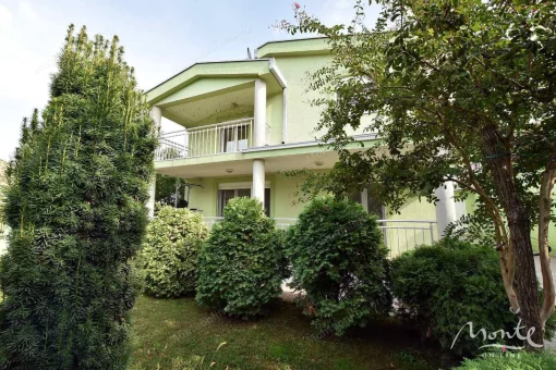 House in Podgorica, Podgorica Capital City