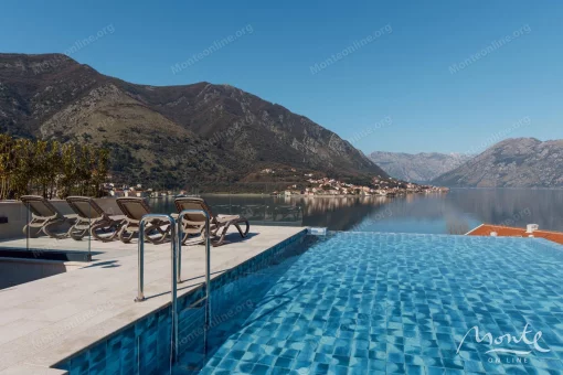 Apartment in Dobrota, Kotor Municipality
