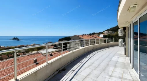 Apartment in Petrovac na Moru, Budva Municipality