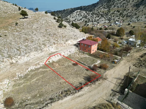 Land Suitable for 2-Story Building in Konyaalti Antalya, Konyaaltı, Turkey