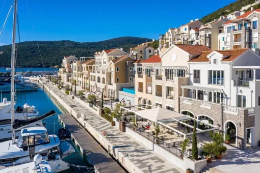 Apartment in Radovici, Tivat Municipality
