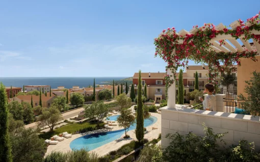 Commercial property in Lustica Peninsula