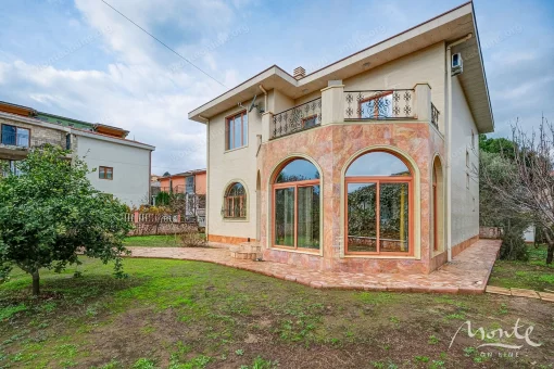 House in Radovici, Tivat Municipality